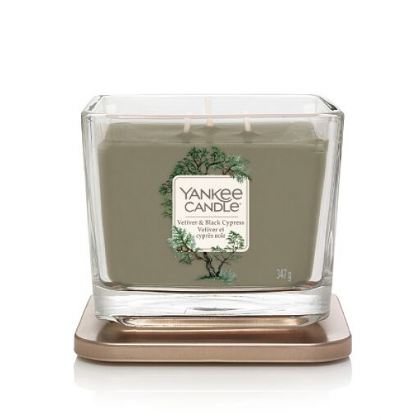 Yankee Candle Vertiver & Black Cypress 3-Docht 347 g Yankee Candle Vertiver & Black Cypress 3-Docht 347 g